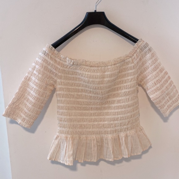dRA Los Angeles Smocked Off Shoulder Top Size M - Picture 3 of 5